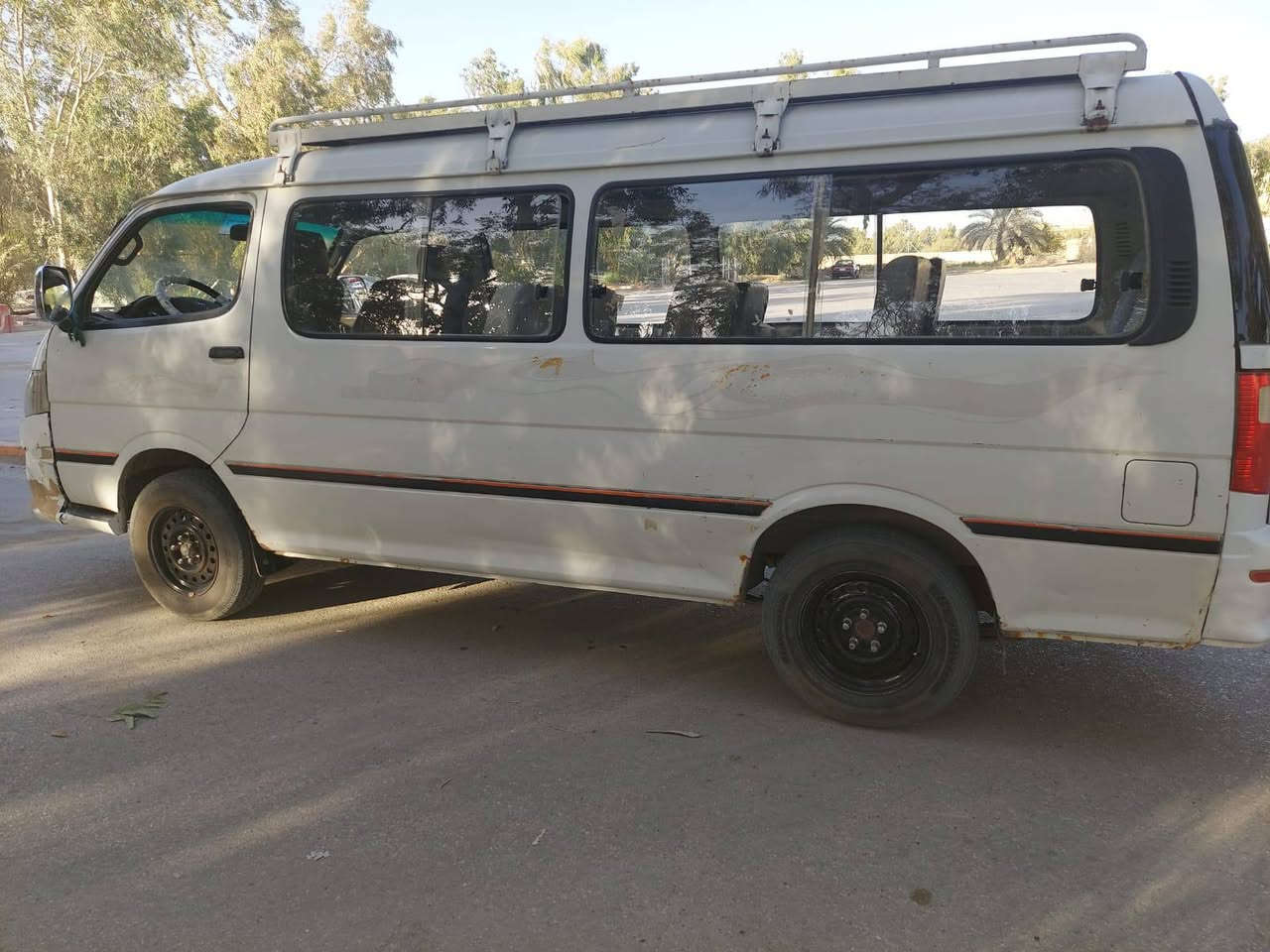 فوتون ٢٠١٤ حره بأسمي رقم كربلاء مكينه گير أكسل نظيفات أكتب إني مكلف بالنشر وهذا رقم صاحبها
+964 781 716 7117
***********
