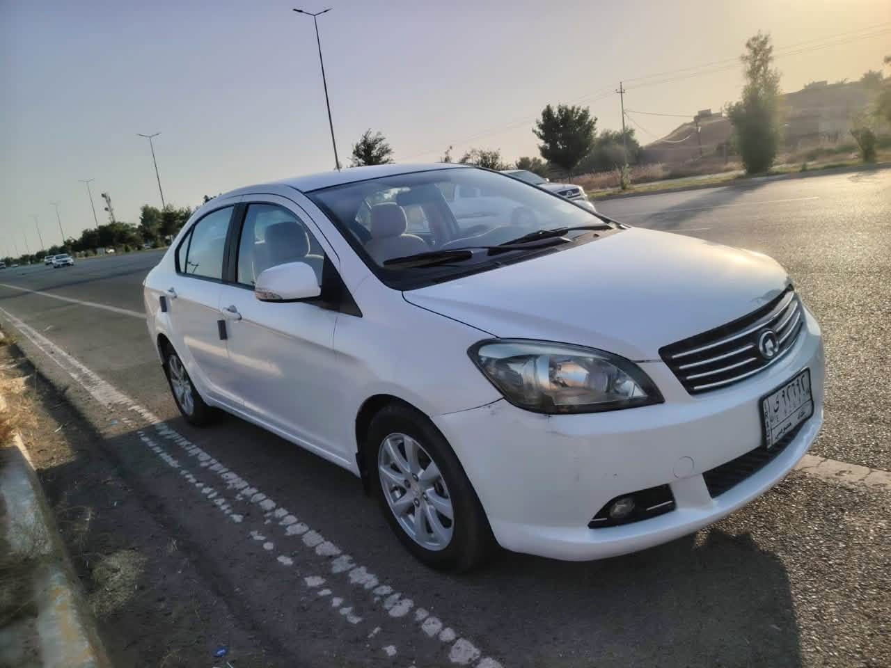 سياره گريت ول للبيع 
گير و مكينه بشرط 
سعر 50وبي مجال 
***********
***********
