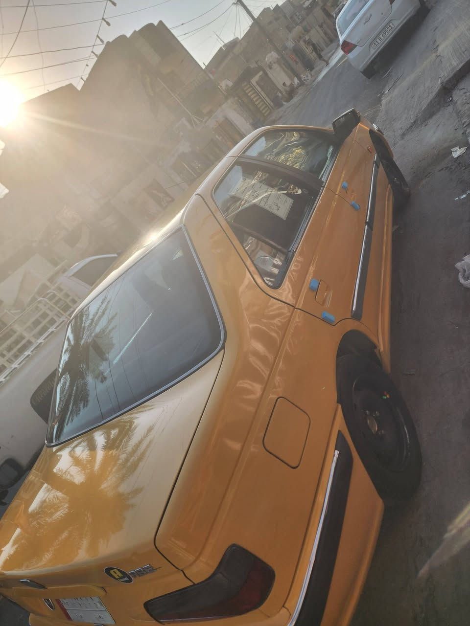السلام عليكم بيجو بارص كفاله عامه مكينه كير ماشيه164الف تبريد ثلج  حقيقي كهربايات كله شغاله هيه غرامات مصفره اسعر 46 العنوان بغداد البلديات ***********
