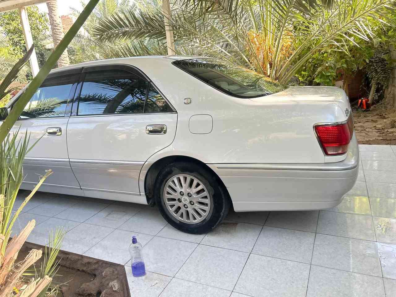 ملكه  ٢٠٠٣ رقم نجف باسمي ثلاث دكم  فتحه كرستال اصل مكفوله من كل النواحي تحويل مباشر ***********
