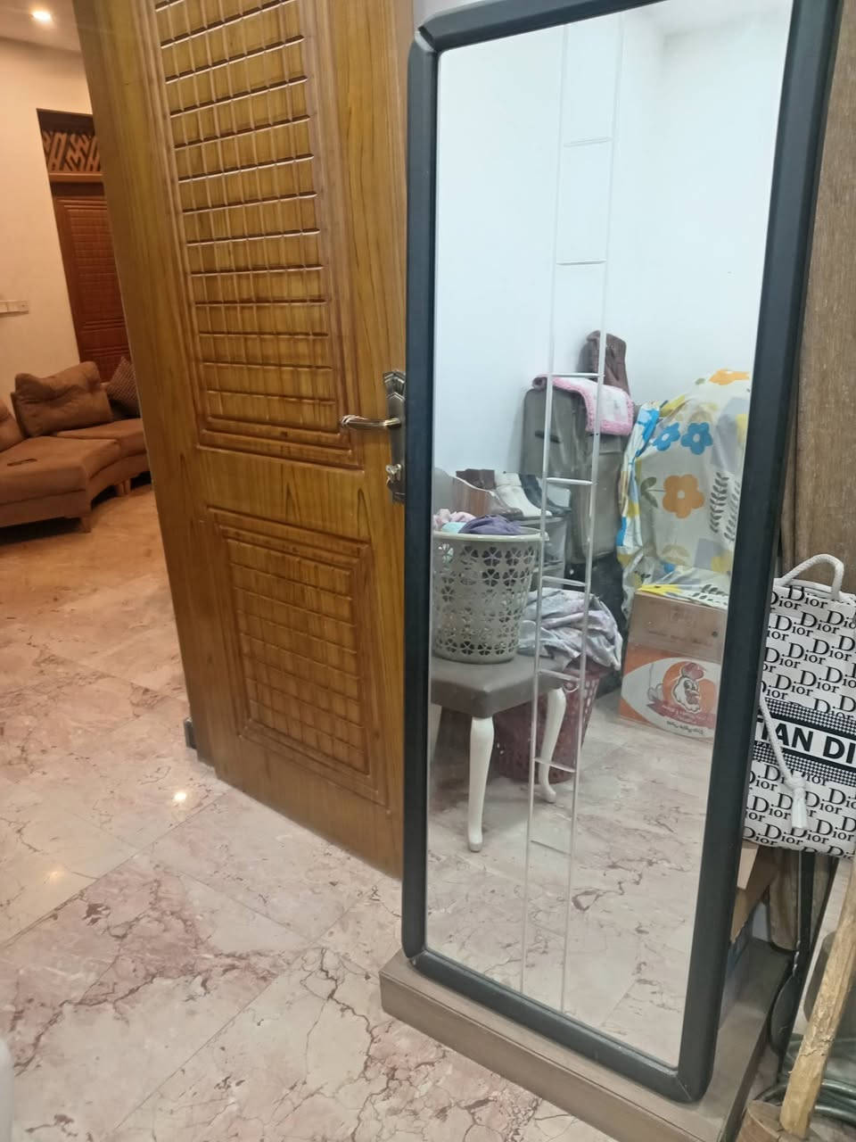 غرفه نوم تركيه مستخدمه لبيع للاستفسار الاتصال على الرقم *********** يوجد واتساب
