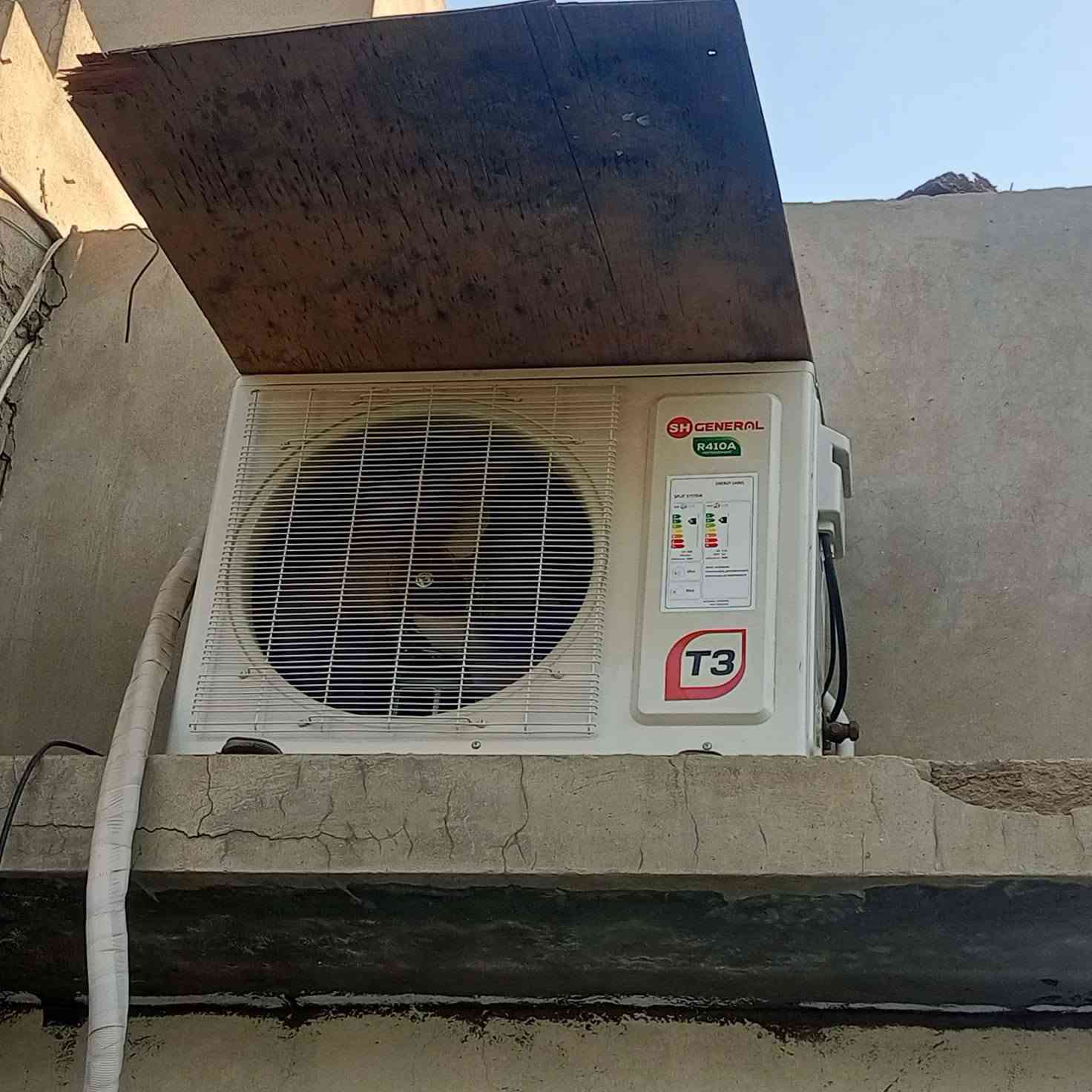 سبلت للبيع مشتغل شهر واحد فقط سعره 450,, رقم الهاتف ***********
