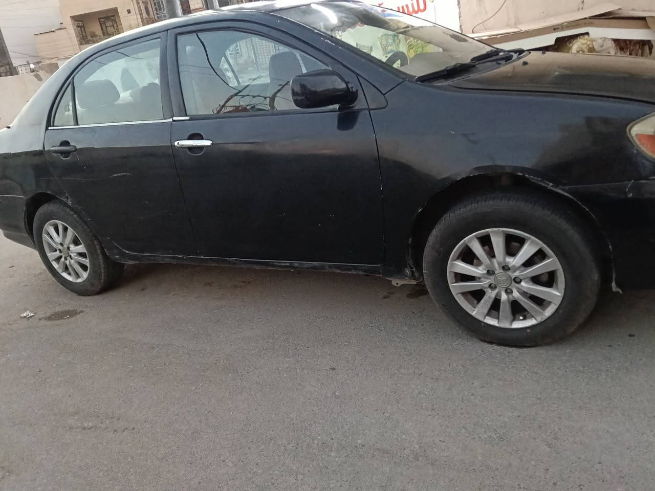 السلام عليكم للبيع كورولا نحلة 2005 بسعر مناسب الكشر شوف العين مااكفله لأن مصبوغه عام وبيها معجون اكفلها من العيب الشرعي والاصوليات رقمها دولي بأسمي يداور بجميع المحافظات  محرك بالكارتون تبريد خير من الله تخم تاير جديد عنواني ناصريه المركز السعر 50 بيها مجال رقم التلفون ***********
