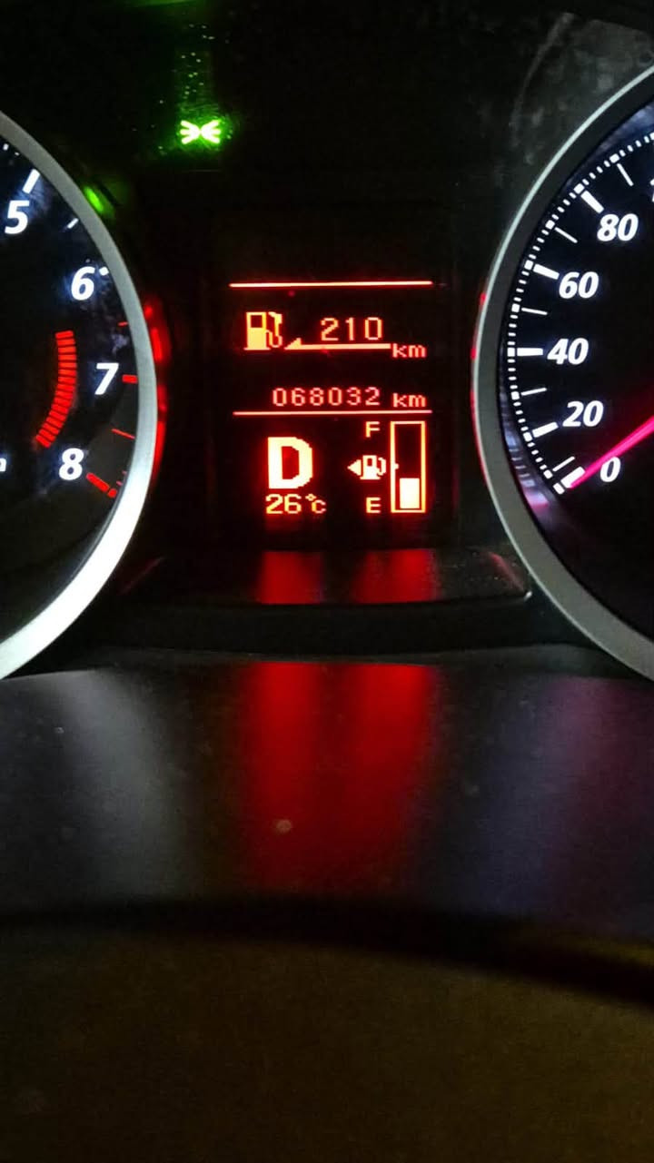 لانسر قرش • ٢٠١٦ • ٦٨٠٠٠ كم