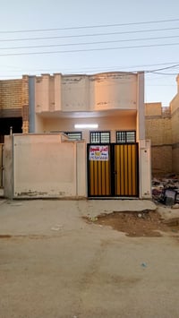 بيت للبيع 100متر زراعي سند25 كامل طابق ونص في رئاسة العبيدي للاستفسار ...