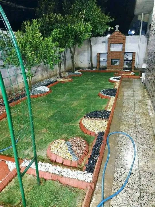 ديكورات حدائق منزليه  كرسته وعمل للتواصل ***********
