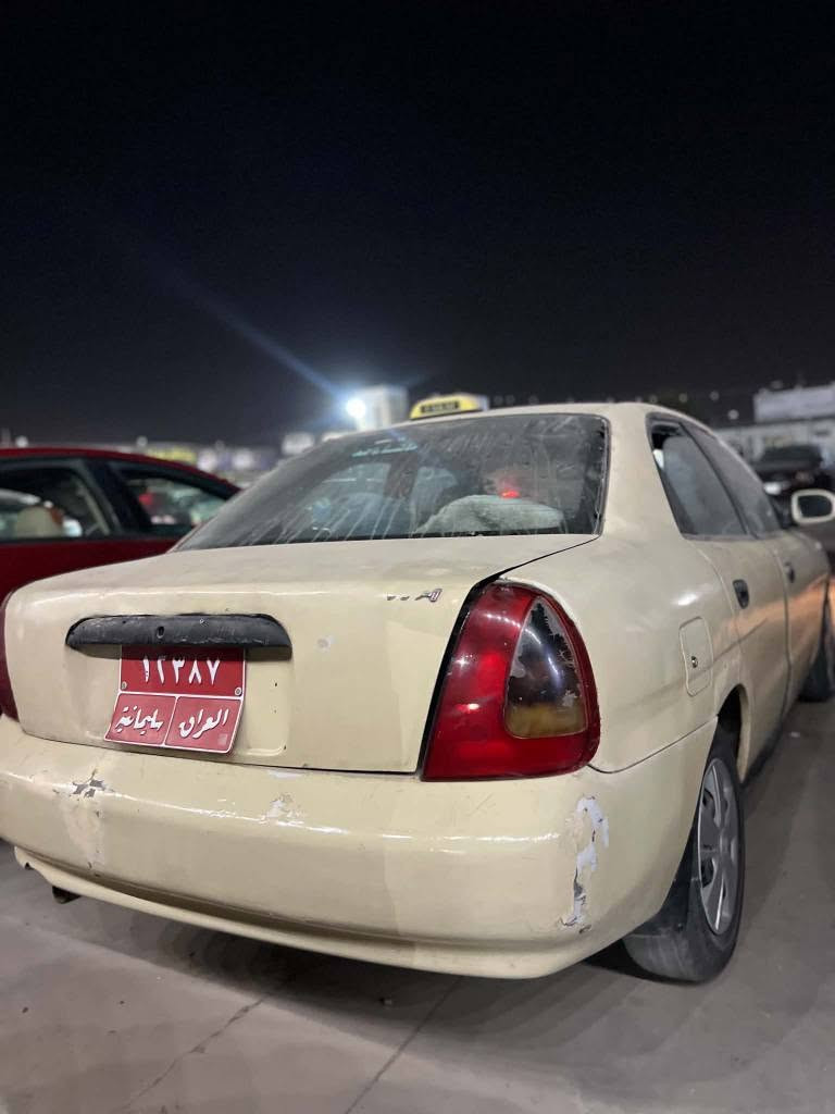تاکسی دایو بۆفرۆشتن  مۆدیل ٢٠٠٢ هه مۆۆ گیانێ بە شە ڕت ڕقم سڵیمانی بێ دعم ۆڵیدان سعڕێ بە؟ڵاش ١٨ ورقە ژماڕە مۆبایل *********** أربيل, العراق
