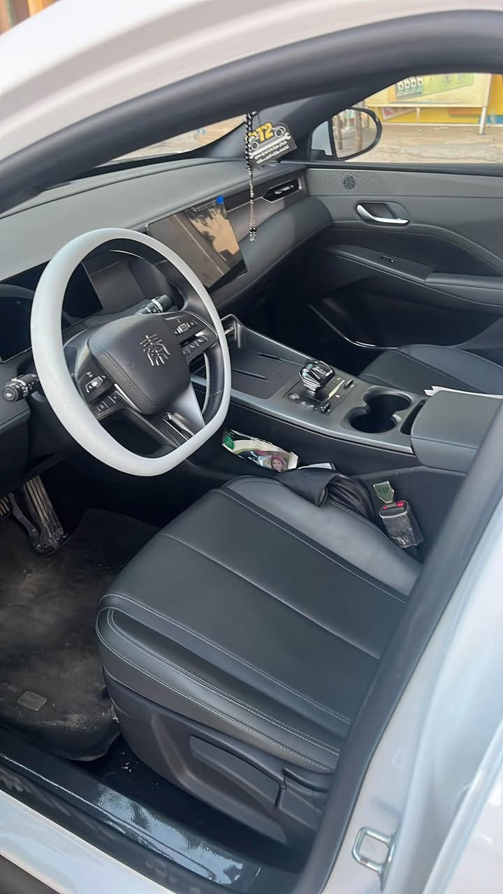 BYD gin plus 2025 ماشيه 11 الف كير محرك كهرباء بالشرط بدون ضرر بدون بارد بدون حالوب سعره 138    ورقه وبي مجال او مراوس ويه سيل 5 مكاني كركوك تسعين ***********
