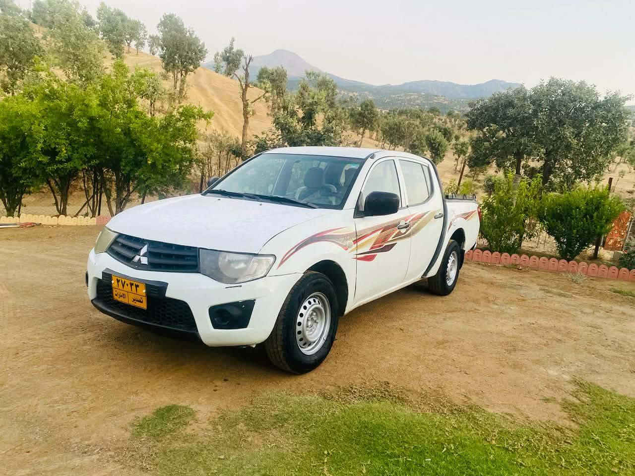 پیکاب  قەزافی 2011  هەزە و پاکانەی سۆرانی بۆ کراوە نموونە لە جوانێ و خاوێنی   مەکینە بەنزین   و  بێ خایس  و داخیلی نموونە و قفل مەرکەزی و گێڕ و مەکینە و ئەکسل  بە شەرتە مەنەفێست   زۆر خاوێن و توند و تۆڵە  و   کارەبایی مەزبووتە   و هەموو گێچەکانی ئیش دەکات چوار تایەی باشی  لە ژێرە و ماڵی دۆستە سعریشی 65 و معامەلە  .
ناونیشان : خەلیفان 
ژ.مۆبایل : ***********
ژ.مۆبایل : ***********
# تکایە تەنها بۆ فرۆشتنە گۆڕینەوە ناکەم ئەگەر موشتەری تەلەفۆن بکە جوابی کۆمێنت نادەمەوە لەگەڵ ڕێزدا سوران, أربيل
