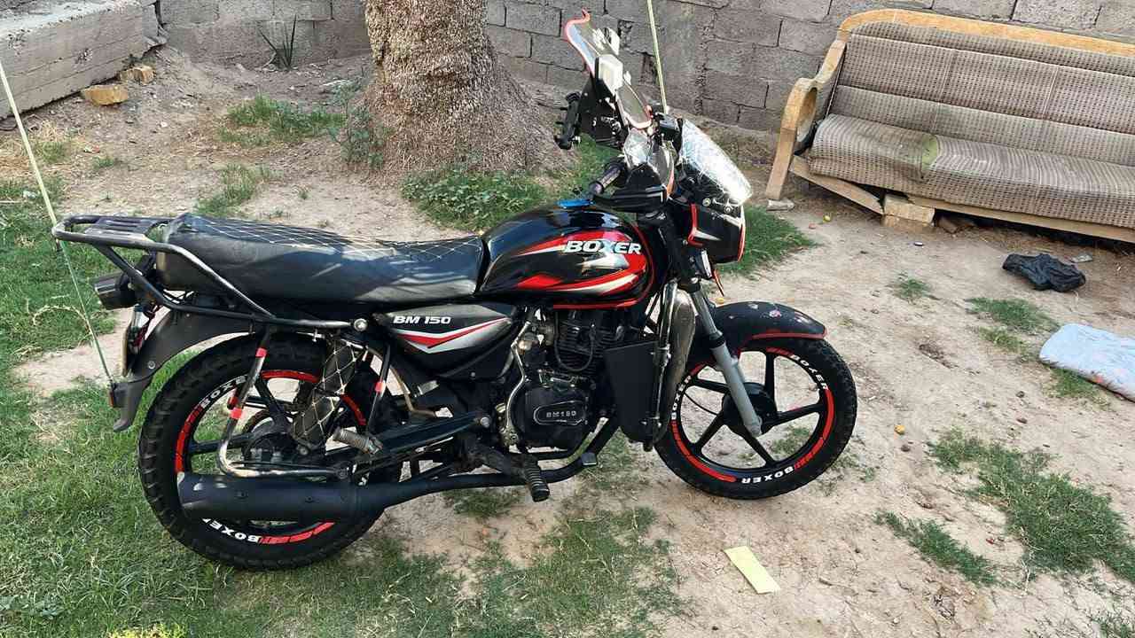🏍️ للبيع دراجة Boxer BM150 🔥
دراجة BM150 بحالة جيدة ومجهزة، مناسبة للشغل والاستخدام اليومي.دراجه خير من الله مناقصها اي شي تجي تنكر سلف وتطلع 
📸 الصور حقيقية والدراجة نفس الموجودة بالصور.
💰 السعر: 750 ألف دينار
🤝 البيع للجادين فقط، والسوم بالمعقول.
📩 للاستفسار والتفاصيل مراسلة خاص.
رقمي :***********
رزق الله ورزقكم جميعاً 🤍
