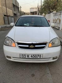 اوبترا ٢٠٠٧ • بيضة • فتحة سقف