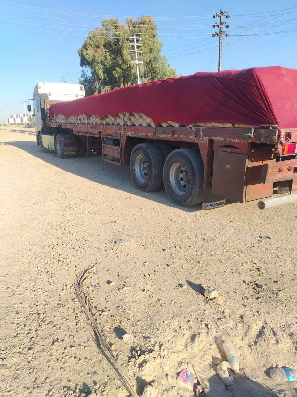 سلام عليكم البيع عربانه حداديه دنكيرين 14مكفوله كفاله عامه شاصي 16طول 12ونص عربانه مامشتغله جثير  سعر 50ورقه وبيهه مجال حك الجيه  واذا راس وعربانه سعر 130راس افيكو موديل 98رقم انبار نكليزي تحويل مباشر محرك  في 8حجم 520 لا تنقيص ولا تبخير جاهزه لشغل سنويه الا 31  المكان الانبار هيت سعر الكلي 130بس العربانه ب 50وبيهه مجال حك الجيه  ***********
