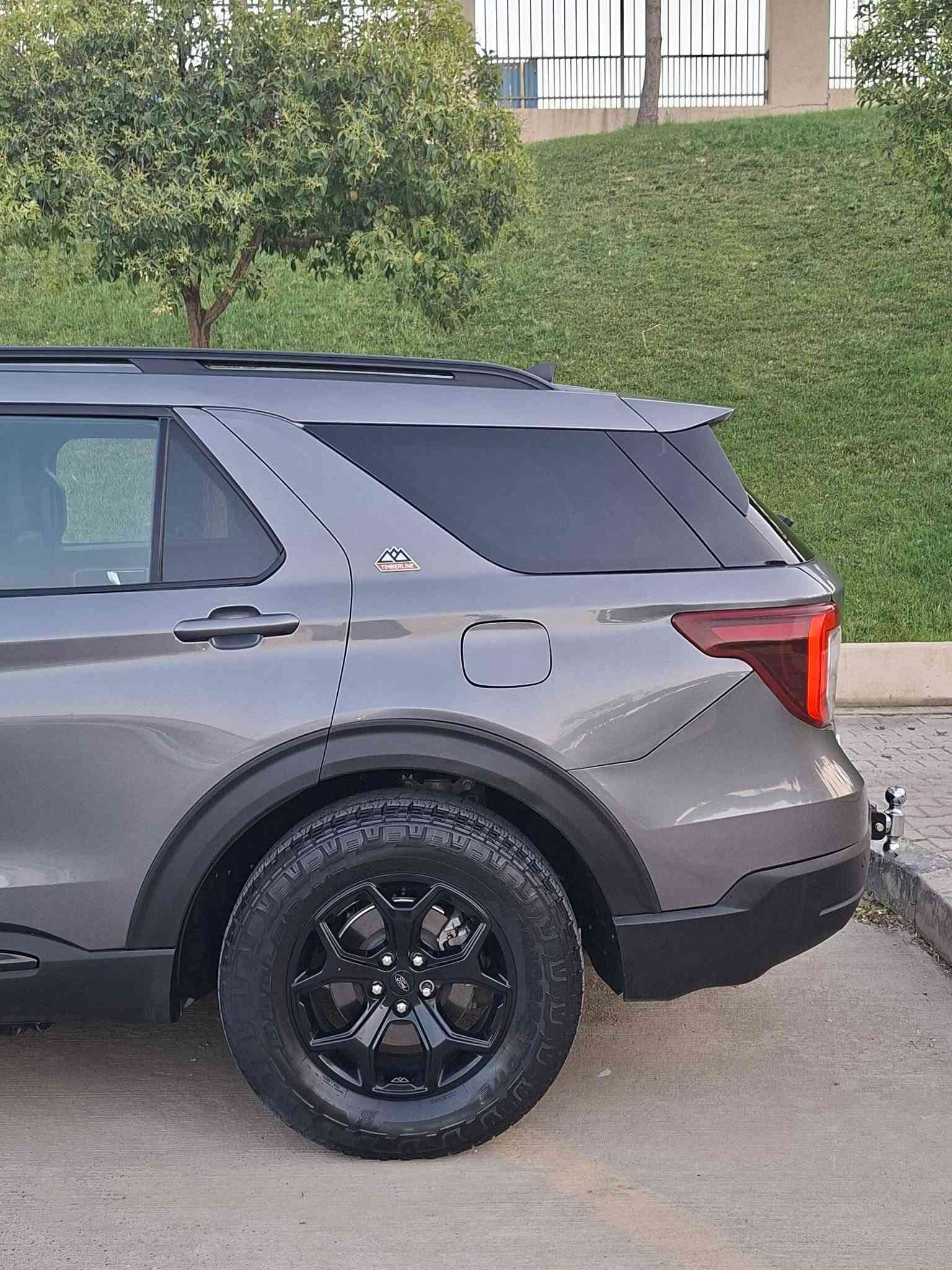 بسم الله الرحمن الرحيم
‏Ford Explorer 2022 Timberline 4WD
السياره مرقمه جاهزة هزة رقم سنوية جديد بسمي السيارة 

الموديل : 2022

اللون :  نفطي 

 العداد :  44 مايل 

السعر : 253

 حجم المحرك : 4 سلندر (2,3L تيربو )
السيارة حادثها كلش خفيف بجم كبس بدون ايرباك رقم شاصي موجود بالمنشور 

المواصفات : Timberline

دبل اكسل 4WD
بصمة تشغيل 
كاميرة امامية و خلفية( 360 )
بصمات ابواب 
كراسي جلد لون زيتوني 
كراسي امامي تدفئة 
كراسي خلفي VIP تدفئة 
صندوق كهربائي  
كشنات كهربائي 
كشنات خلفي كهربائي
كشنات تدفئة 
كشنات خلفي تدفئة 
ستيرن تدفئة 
حساسات امامي وخلفي 
تشغيل عن بعد 
بصمة ترحيب 
عدد المقاعد (7) راكب 
رادار  وحساس امامي وخلفي
كشافات 
بريك بصمة Auto stop  
دبل صالنصه
بعد هواية مواصفات السيارة حيل نضيفة جاهزة مابيها اي نقص بشرط كير محرك تبريد كهربايات كله بشرط هزة رقم سنوية  جديد بسمي السيارة مكاني سليمانية سعر253مجال للطيبين  للإستفسار اكثر اتصل ***********
