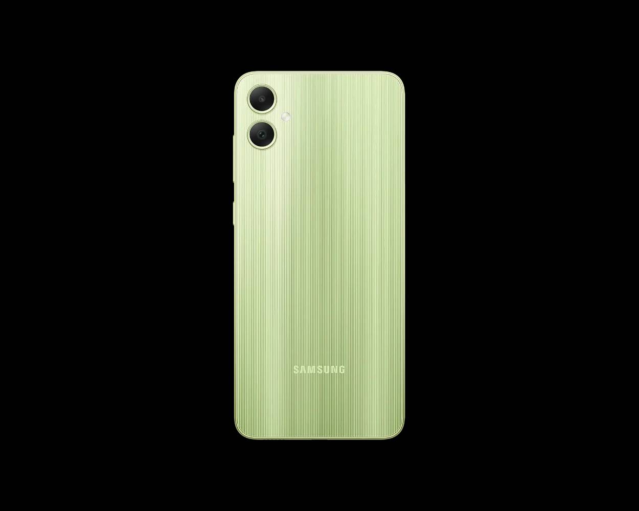للبيع سامسونج Galaxy A05 بحالة نظيفة كلش! 📱✨
​السعة: 64 غيغابايت / الرام 4.
​الحالة: الجهاز نظيف ومحافظة عليه، استخدام شخصي وخفيف، شغال بطارية وأداء بدون أي تعليق، وشرط النظافة نهائياً ما مفتوح ولا رايح للتصليح.
​الملحقات: الكارتون وكيبل الشحن الأصلي مالته موجودات ويا.
​السعر: 100 ألف وبيه مجال بسيط.
​مكان الجهاز: بغداد