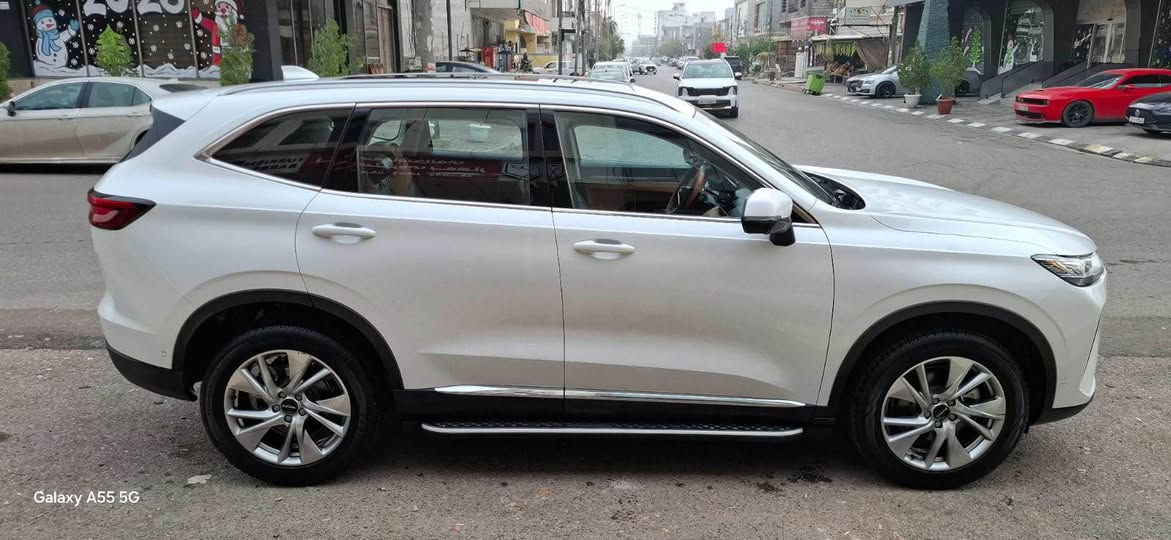 Haval H6 
موديل : 2022
مواصفات فوول ، جلد و سلايد و حساسات و كاميره لايت زينون 
رقم دولي 
السياره جدا نضيفه بدون حادث بدون تعديل او بارد
كير و المحرك شرط 
ماشيه فقط 64000 كم
ضمان شركة باقي لمده سنتين و الصيانه كلها بالشركة 
السياره متواجده في عنكاوه 
للاستفسار : *********** أربيل, العراق
