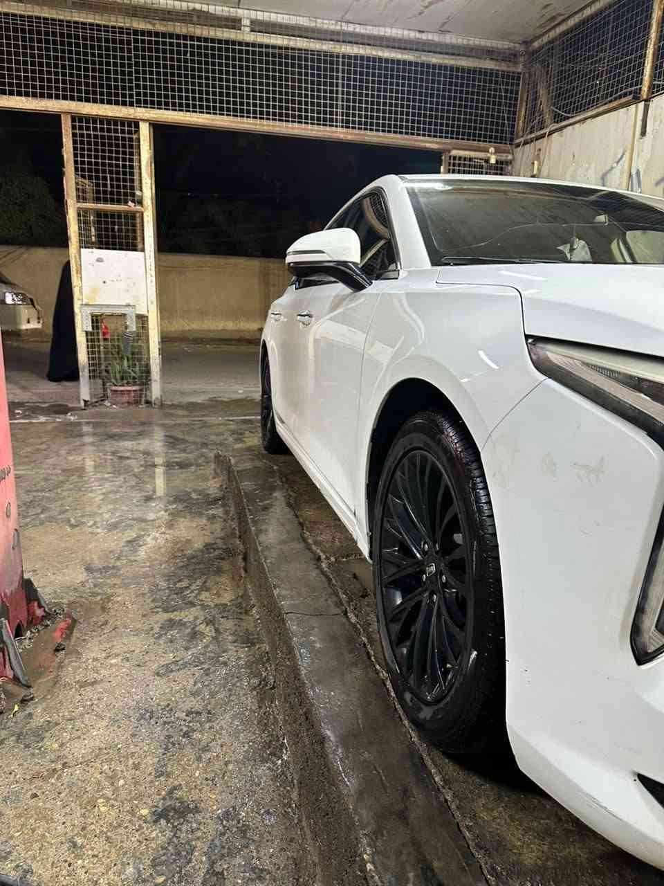 السلام عليكم 
بيستون b70 
فول مواصفات جديدة
موديل 2023
رقمها بغداد ومكاني بغداد
كفالة عامة عدا قبق الجنطة شوي صبغ 
مطلوبة سنتين ونص 
باسمي استقطاع الكتروني 
للبيع قفل بشدة واني اسددها 
ماكو هيج سعر سعرها بسعر اكسنت بس اني متوازي عالبيع 
***********
