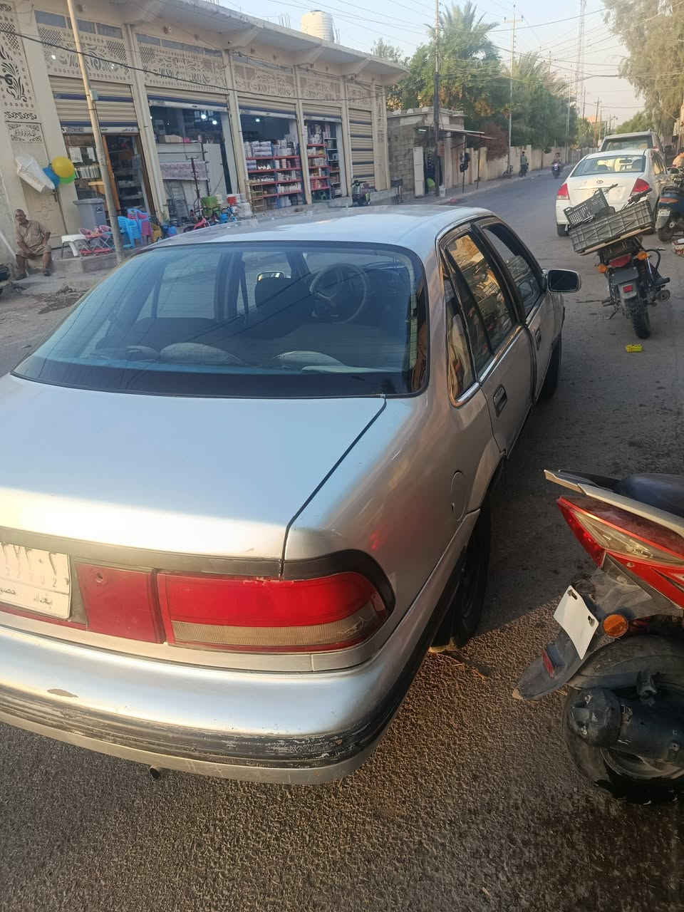 يالله 
برنس دايو موديل 1993 رصاصي الون رقم بغداد  مشروع وطني سنويه ل٢٨ سياره مكينته خير من الله لا تنقيص لا تبخير مكفوله گير ومحرك مصبوغه عام شغل نضيف داخله نضيف كهربائيات شغاله فول السياره بالواقع احلى من الصور نصبته حلو ه كلش كاعده السياره من الخارج 
 شرط التحويل 
السعر ٣٢ وبي مجال للشراي اتصل وتدلل 
سياره كلشي جاهز بيه ملاحضات بسيطه للجناي 
***********
***********
الاسيا بي واتساب
