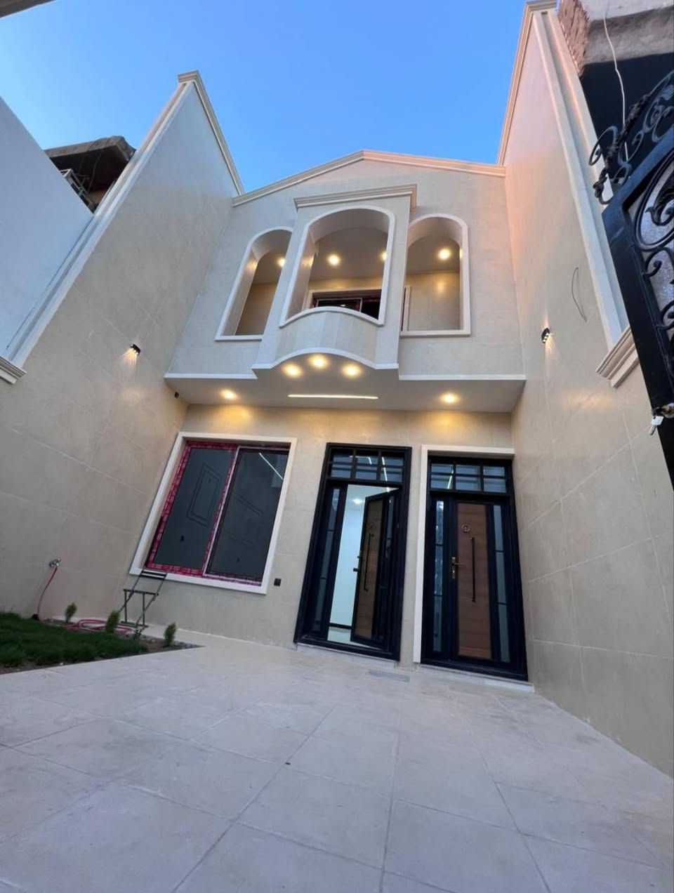 جبنالكم 🫵بيت 🏠العمر👌
السعر علق كلمه( ديوان )

دار للبيع مساحه 150 متر 

حي الجهاد مربع ديوان مخابرات 

خمس غرف نوم 😴 

كراج حديقه صاله مطبخ حولي مع صاله داخليه 

وغرفه نوم 🛌 في الطابق الأرضي 

الطابق الثاني 

ثلاث غرف نوم مع حمام 🛁 

طابق ثالث 

غرفه بيتونه صطح للاستفسار 👇
للاستفسار ⁩ ***********
@أبرز المعجبين
#الجميع
#عقارات
#ترند
#من
