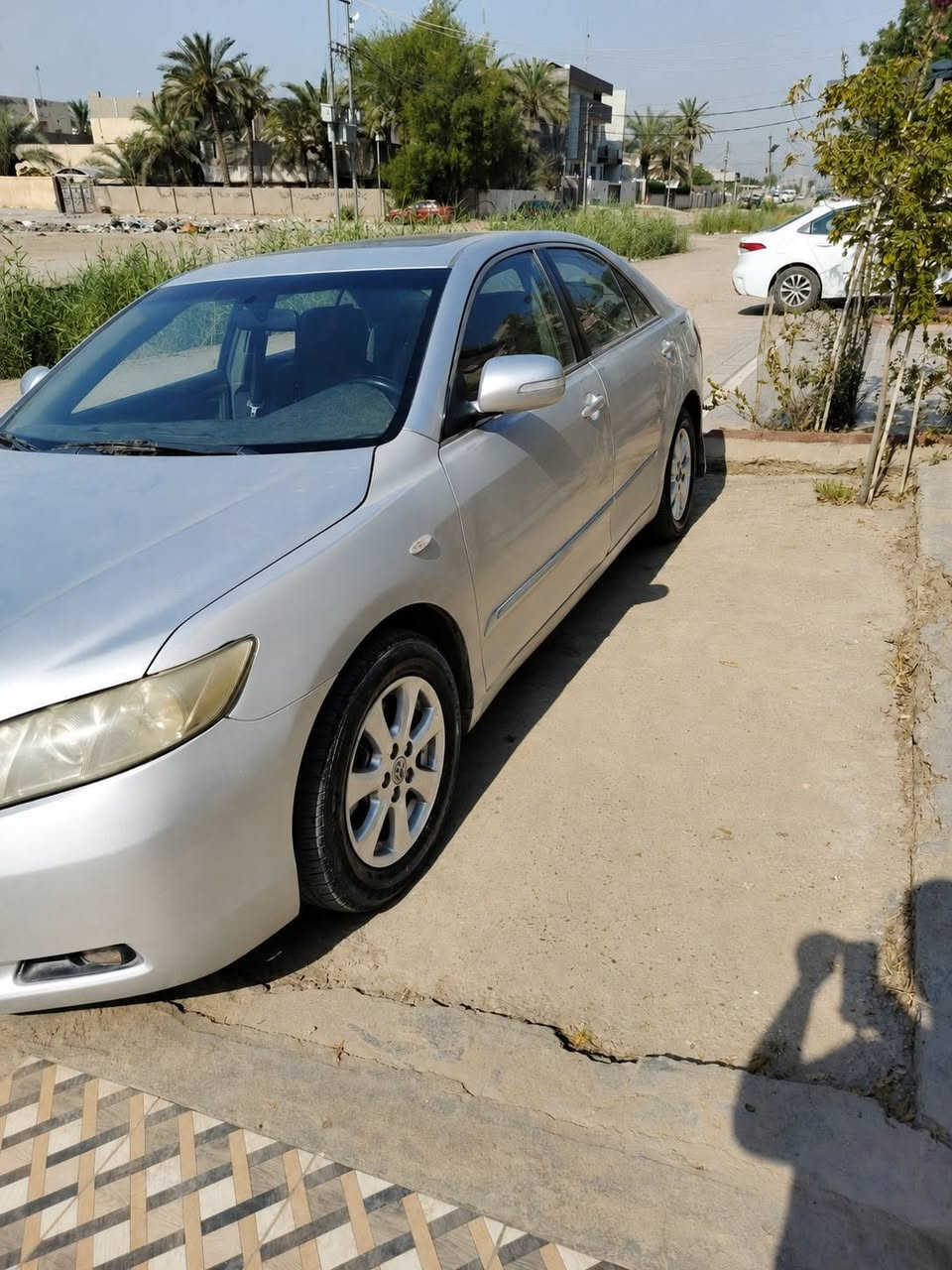 كامري خليجي  2008 GLX   
محرك 4 سلندر 2400
رقم بغداد الماني
مكان السياره مركز الحله
ملاحظه / السياره بيها منظومة غاز
السعر 85 وبي مجال 
***********
***********
