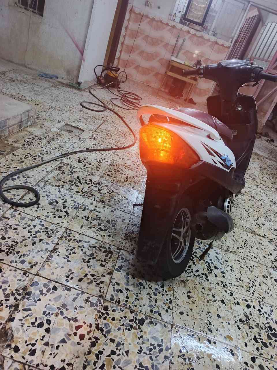 الدراجه. مزوده بوشه وسلف 55
ويل رياضي اصلي + اكزوز FM
كهربائيات شغاله
نقصه بس باتري
السعر 550 
واتساب +اتصال ‏‪***********‬‏
