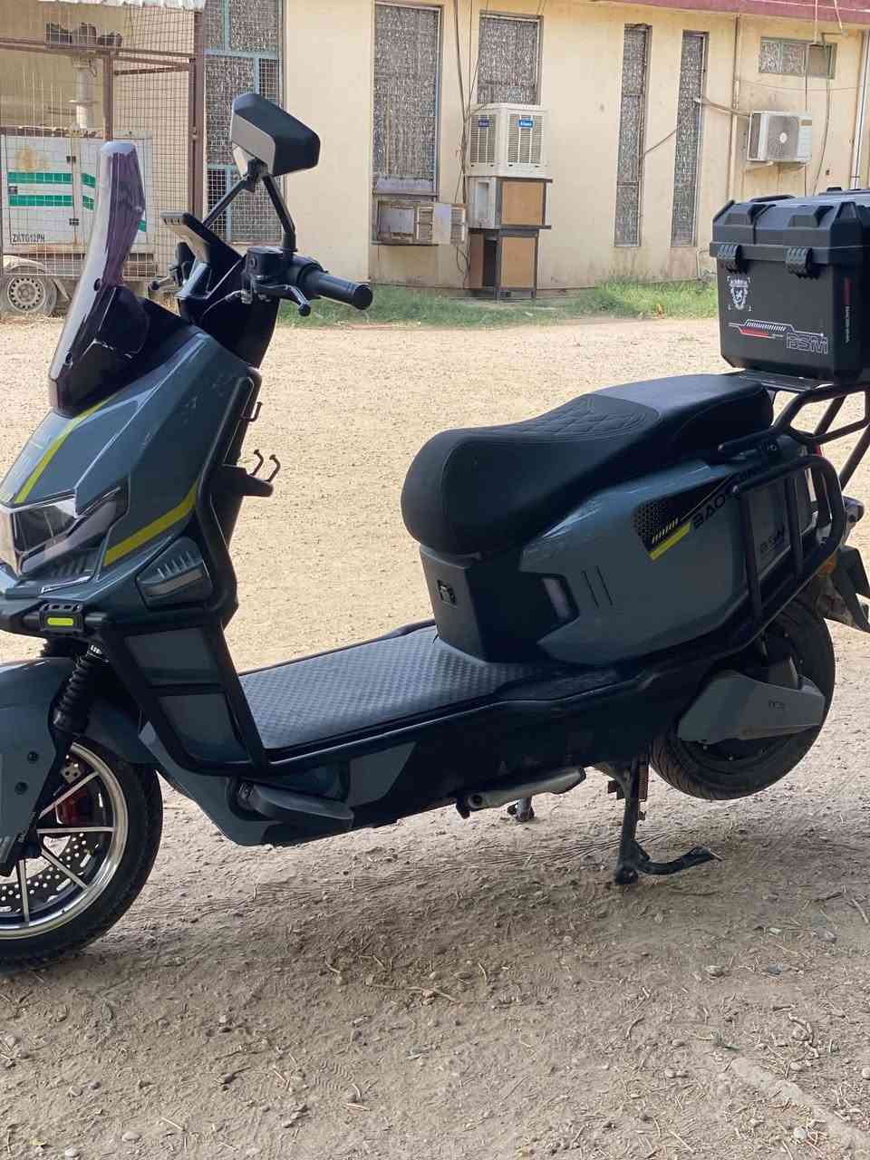 موديل ٢٠٢٧ • اربع نمر • سماعه بلوتوث