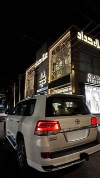 لاندكروز GXR • ٢٠١٩ • رقم بغداد