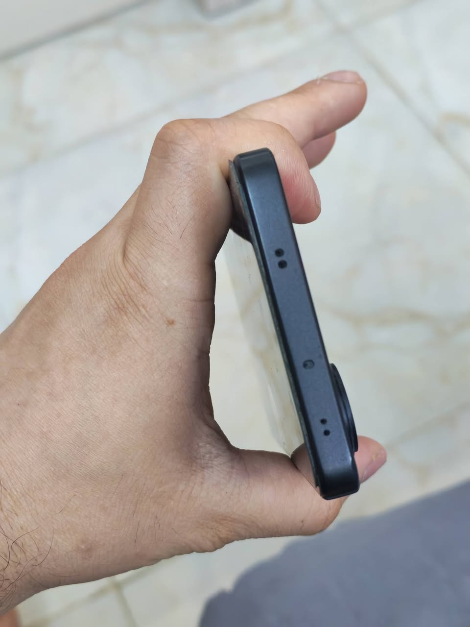 شاومي ريدمي تيربو 4 ( نفس مواصفات poco x7 Pro بس نسخة صينية وبطارية أكبر 6550mah) ذاكرة 512  النظافة 95٪ ملحقاته شاحنه وحافظة الشراي يتصل أو يراسلني واتساب يرهم بيع ب 340 الف ومراوس ما عندي توصيل مكان بغداد/الدورة ***********
