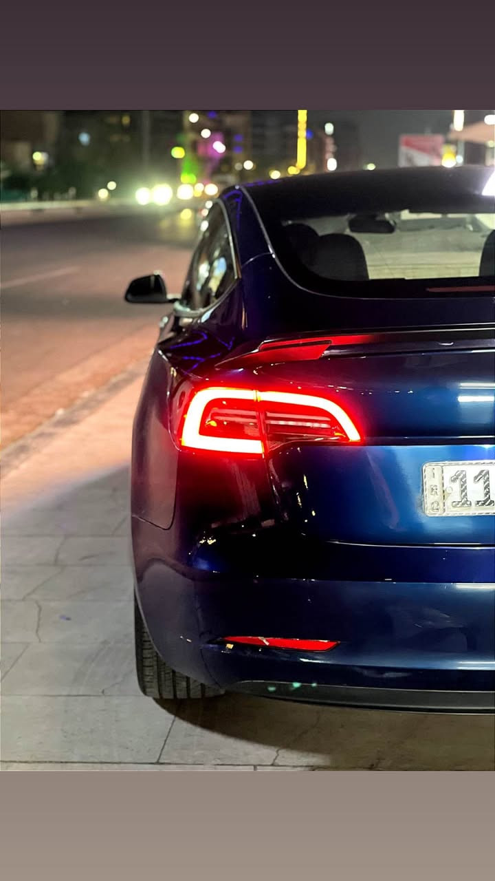 تيسلا للبيع موبل 3) رقم بغداد سياره بيها ثلاث قطع بدون دواخل سياره احله من الصور 
بلا زحمه للجادين فقط واذا عندك مراوس 
لاستفسار *********** بغداد, العراق
