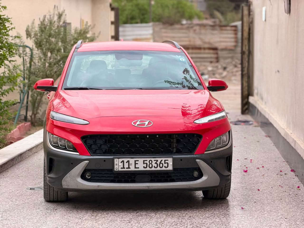 السلام عليكم
🚘 هيونداي كونه خليجيه2022 

السعر : 127$

سيارة بمواصفات مميزة وشكل 
الهاتف:***********

بيه البنيد جراد بس كلير والجاملغ الخلفي هم كلير 
✨ مواصفات السيارة:

بصمه 

* داخلية لون أسود مطعّمة بالأحمر

* كشنات شاموا 

* تبريد بالكشنات

* تدفئة بالكشنات

* تدفئة بالستيرن

* تحكم ستيرن 

* شحن وايرلس

* نقاط عمياء جانبية

* رادار أمامي

* رادارات وأنظمة أمان

* لايت زينون 

* بك لايت  LED

* ويل كاب كروم

شاشه قطعه وحده تاب 

اناره داخليه محيطيه

ماوس تحكم بالمودات 

محرك كير كفاله مكينه 2000 دوش

* السيارة ابسمي 

📍 مكان تواجد السيارة: بغداد البلديات
