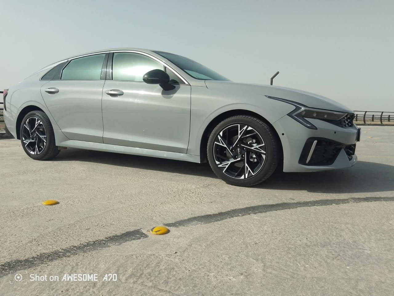 السلام عليكم
للبيع K5 موديل 2025 GTLINE فول مواصفات عده الفتحه

مواصفاتها 

مكينه 2500 

بك لايت LED

أشاير بالمري 

 حساسات إماميه 

 حساسات خلفيه 

رادارات محيطيه امامي خلفي جانبي 

قياده ذاتيه 

توقف ذاتي 

تحديد مسار 

رادار تفاعلي 

مثبت سرعه

أوامر صوتيه 

شاشه متصله 

شاشة اعطال 

شاشت تكيف 

هندبريك بصمه 

3 وضعيات قياده 

شحن لاسلكي 

وتو هولد 

كرسي كهربائي جلد 

تدفئة مقاعد إماميه 

 

وباقي المواصفات معروفه 

ماشيه 30 ألف 

حادثه بنيد 

 

مكفوله من الشواصي والغوود  

السعر210 وبيه مجال
ترهم مراوس 
مكاني   بابل
رقم بغداد بسمي

للتواصل ***********

نص مكتوب في الصور:
- Shot on AWESOME A70