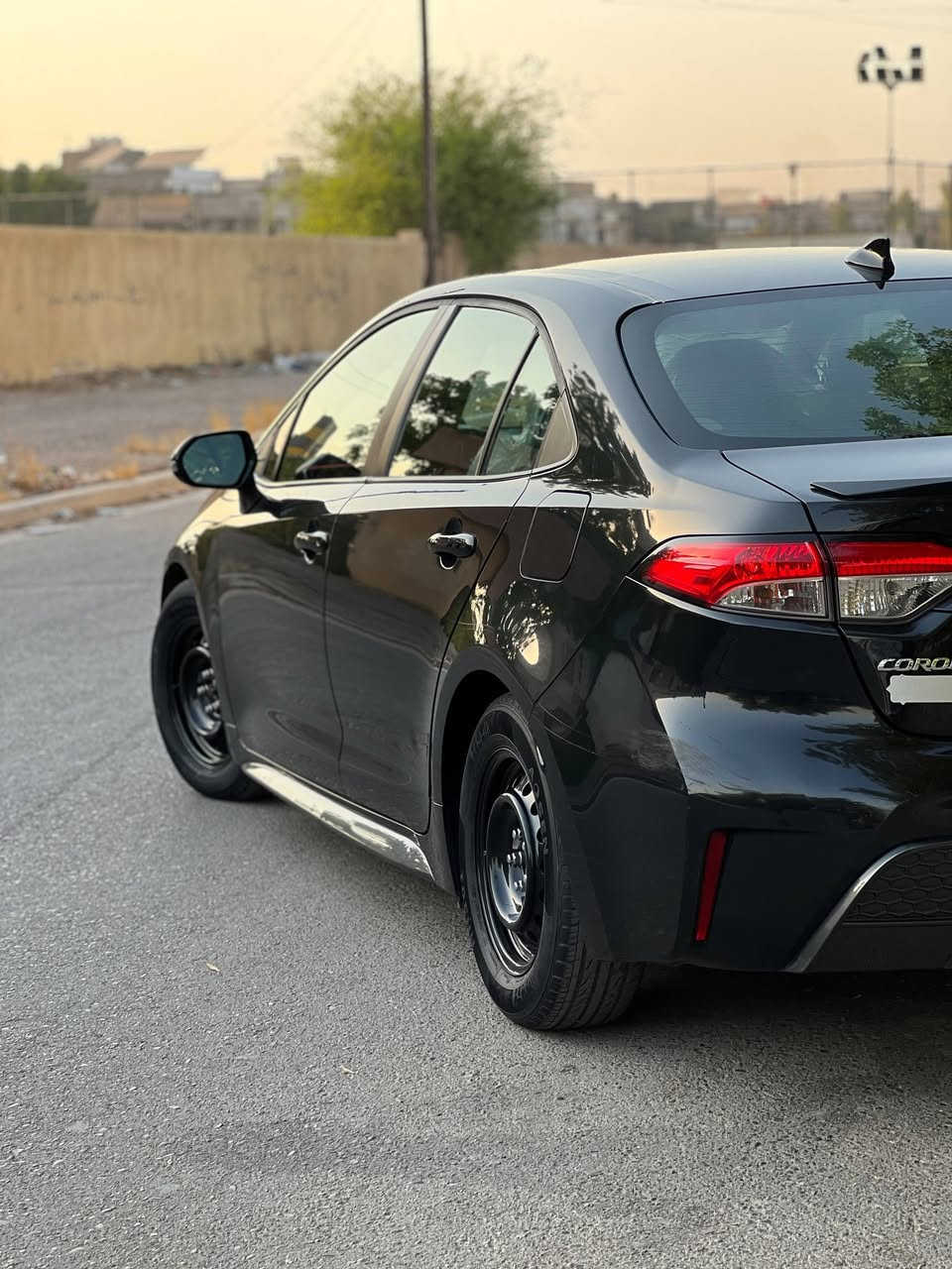 كورلا وارد امريكي
موديل : 2021
الممشى : 128 الف كيلو 
الضرر : جاملغ ايسر ومبدل بلادي 
السيارة حلوة ونظيفة وكشرها نضيف بيها ملاحظات بسيطة من امريكا وما مبينة 
السعر : 135 ورقة 
***********
