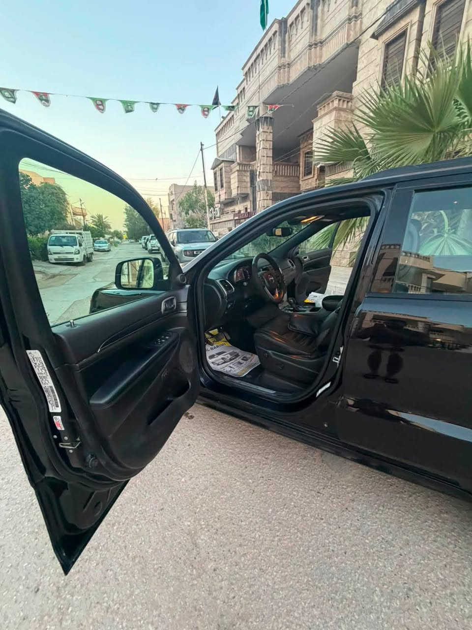 جيب 2020 معلايه 2022 ماشي بمعاملته دا ارجعه اصل رقم بغداد بأسمي 
لمتيد X 
ماشيه 93 الف ميل 
مكينه 3600
حادثه موضح بلصور جاملغ وبنيد سطحيات بدون اي دواخل شاصي لغد كفاله 
موصفات فول الفول 
رادار امامي 
بنوراما سلايد 
كشنات تدفئه تبريد حتى الخلفي
كشنات ثنينهم كهرباء
بنيد ابو الفتحه بلادي مالت X 
خزن ميموري كشن السايق 
رادار مري مري قلاب اشاير مري ترحيب مري 
جنطه كهرباء 
ماوس فورويل 
انظمه قياده 
ستيران كهرباء + تدفئه 
كير مكينه حداديه تبريد كلهن كفاله عامه 
استخدام شخصي اي نقص مابيه تخم تايرات جديد باتري جديد 
مكاني بابل 
السعر 198 بيه مجال بدون مرارس 
***********
