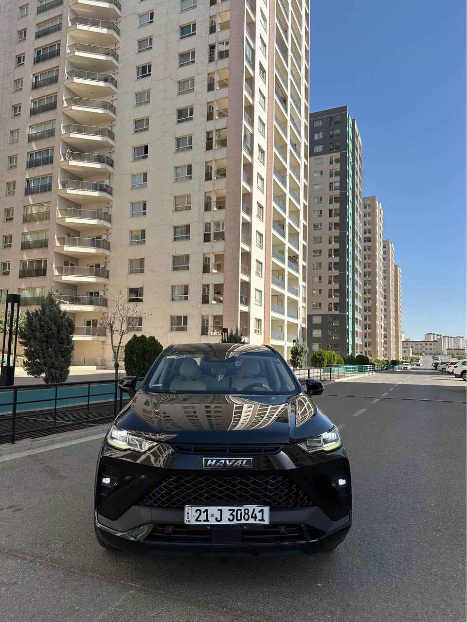 * 4WD
* HUD شاشة عرض على الزجاج
* كاميرات 360°
* Adaptive Cruise Control
* Blind Spot Detection
* Lane Keep Assist
* Autonomous Emergency Braking
* Auto Parking
* مقاعد أمامية تدفئة + تبريد
* مقاعد كهربائية
* فتحة سقف كهربائية
* باب خلفي كهربائي
* عجلات 19 إنش
* Apple CarPlay وAndroid Auto
* شحن لاسلكي
* 7 Airbags
* نظام صوت 8 سماعات
 فول فول مواصفات 

*********** السليمانية, العراق
