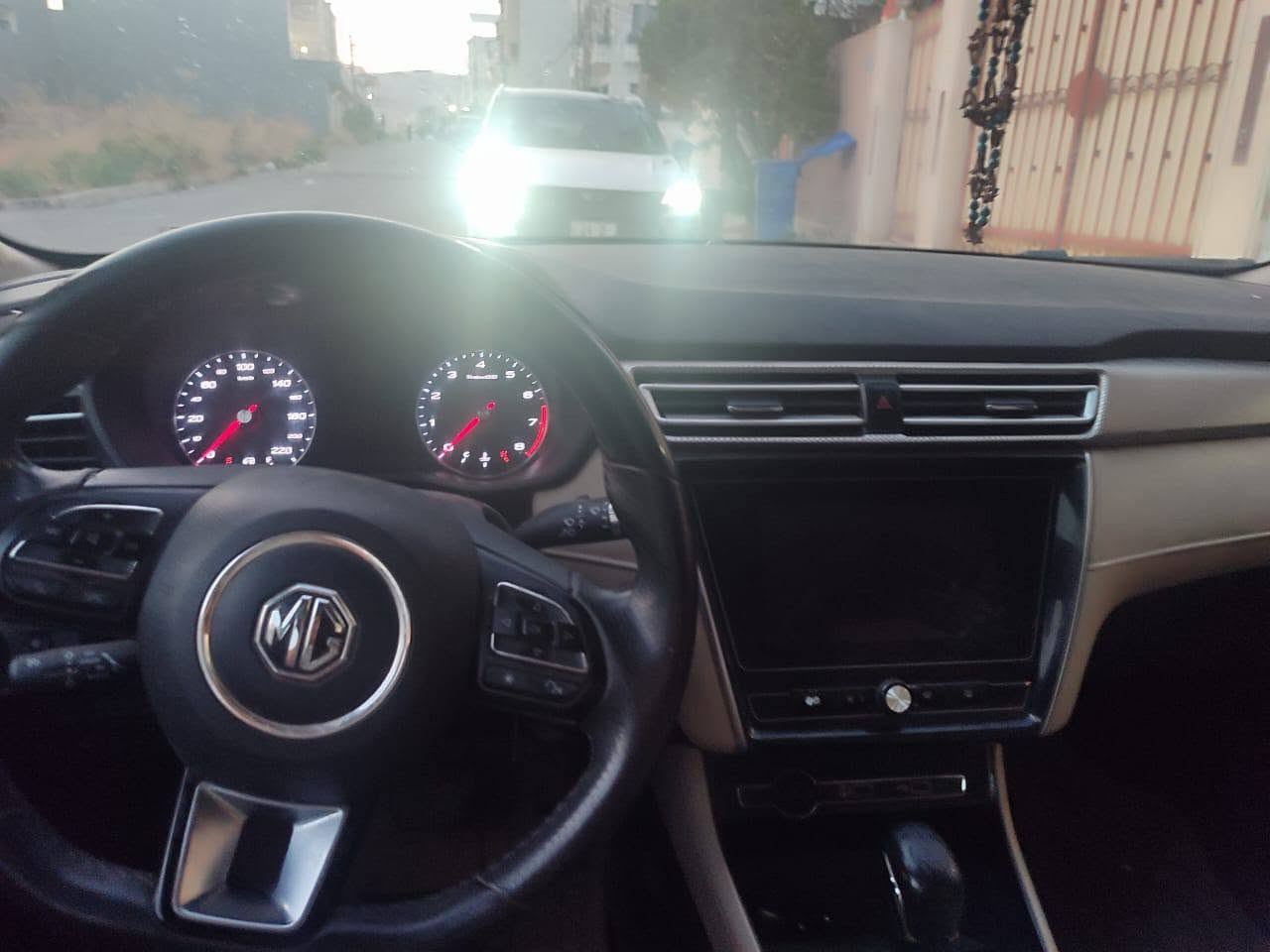 🚗 بۆ فروشێ: ئێن جى (MG 5) مودێل 2021 🚗
تایبەتمەندی و زانیاری:
مودێل: 2021
کیلۆمەتر: 190 هەزار کـم چۆیى
بۆیاخ و بێدان: بێ بۆیاخ و بێ جاملغ (مەکفول ژ پشت و پال و بێ پشتکەفتن)
گێر و مەکینە: ب شەرتا فەحصێ (پاقژ و بێ کێشە)
مواسیفات: بەسما، شاشە، تەحکەم سوکان، و هەمی مواسیفاتێن دی یێن نیاسیاى
جهـ: دهۆک
💵 بیعەر (بها): 92 وەرەقە (9,200 دۆلار)
📌 تێبینی: غەرامەیا 3 وەرەقان ل سەرە، دێ ژ بهایێ ترۆمبێلێ هێتە خارێ بۆ کڕیاری.
📞 بۆ پەیوەندیکرنێ و زانیاریان: ***********

​🚗 للبيع: ام جي (MG 5) موديل 2021 🚗
​المواصفات والتفاصيل:
​الموديل: 2021
​المسافة المقطوعة: 190 ألف كم
​الحالة: مكفولة من الصبغ والدعم (بدون صبغ / بدون حادث)
​المحرك والجير: بشرط الفحص (جير ومكينة ممتازة)
​المواصفات الداخلية: بصمة تشغيل، شاشة داخلية، تحكم مقود، وباقي المواصفات المعروفة
​الموقع: دهوك
​💵 السعر: 92 ورقة (9,200 دولار)
📌 ملاحظة: يوجد على السيارة غرامة بقيمة (3 ورقة)، وسوف يتم خصمها وتنزيلها من سعر السيارة النهائي للشتري.
​📞 للتواصل والاستفسار: *********** دهوك, العراق
