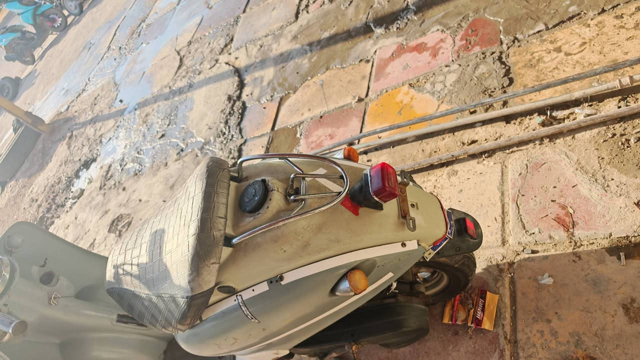 دراجه  فحل قفل اكسل نظيفه جدا شغال سلف وهندر  الكهربائيات كله شغاله وقفل اكسل وستيرن ومكينه هم ناعمه سعره 300الف وبيه مجال للشراي مكاني بغداد الحسينيه رقمي
دراجه  فحل قفل اكسل نظيفه جدا شغال سلف وهندر  الكهربائيات كله شغاله وقفل اكسل وستيرن ومكينه هم ناعمه سعره 300الف وبيه مجال للشراي مكاني بغداد الحسينيه رقمي ***********

