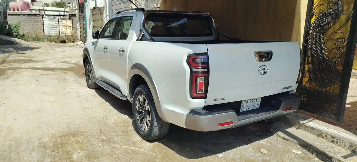 السلام عليكم ورحمة الله وبركاته ..... كريت وول باور 2023 بانزين محرك 2000 دفع رباعي 4×4 للبيع رقم بغداد بأسمي فول مواصفات فتحه سقف تدفئه كشنات اماميه و مقود مثبت سرعه 3 وضعيات وتثبيت مسار ومانع تصادم و رادر امامي رؤيه 360° والكثير من المواصفات السياره بعدها بالضمان والكفاله وملتزم بالصيانه مع شركه هافال السياره مكفوله عدا دحكات مبينه بالصور وكذلك الباب الخلفي بيه ضربه بسيطه مصلحه والفيديو موجود مال الضربة قبل ان اصلحها للاستفسار والمزيد من المعلومات الاتصال على الرقم *********** متوفر واتساب وبالنسبه للسعر 180 ورقة وان شاء الله بيها مجال مكان السيارة بالبصرة
