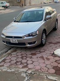 لانسر قرش 2016 خليجي بلاديه بدون صبغ ولاضربه محرك 1600مكفوله كفاله عام...