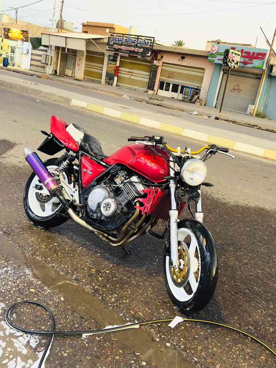 سيبي جيل اول
محرك ٤٠٠ شرط كير محرك كفاله ما مفتوحه

١٦ولف 

موديل1998

أوراق دراجه كامله منفيس و كمرك

مكان صلاح الدين بيجي سعرها 12ورقه وبيها مجال للشراي ***********
