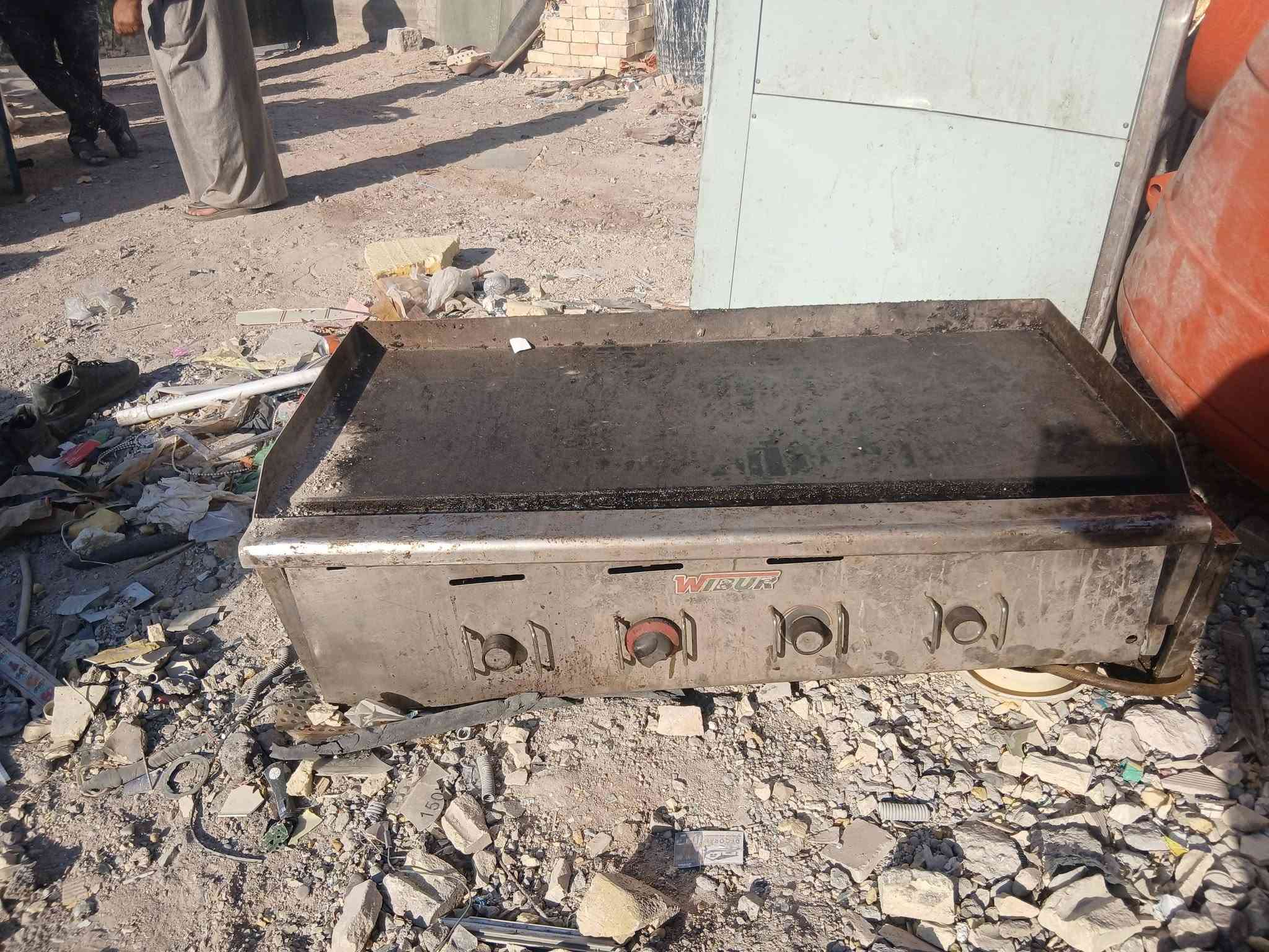 اغراضى مطعم البيع ***********

