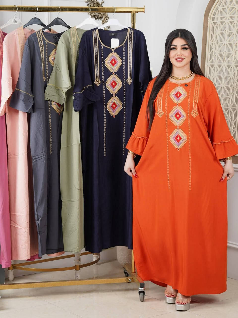 السلام عليكم دشداشة كشمير الاصلي ب10 الاف فقط 3 قطع ب25 عرض خاص
للاستفسار مراسلة الصفحة 
واتساب ***********
