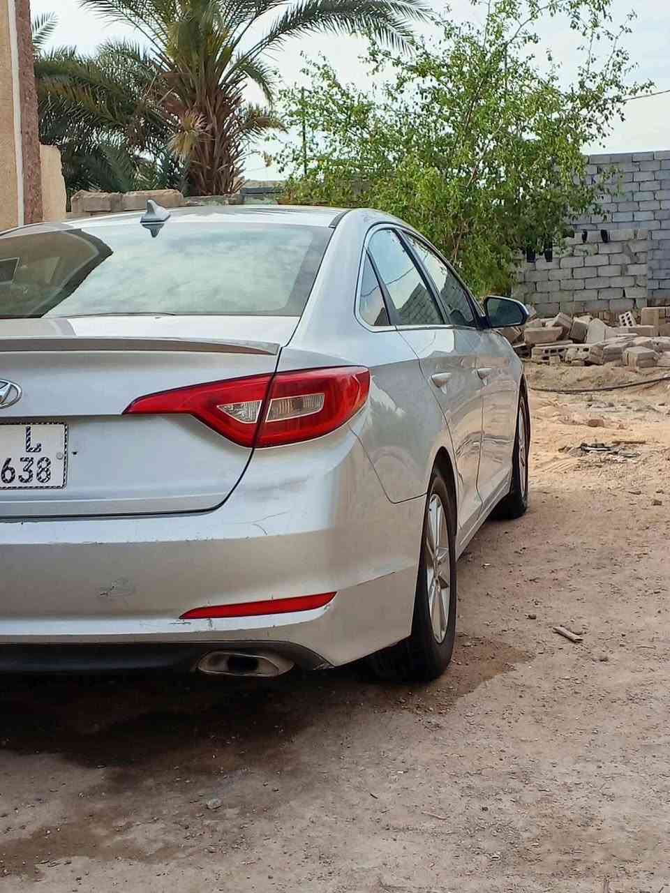 السلام عليكم
سوناتا 2016 حادثها سطحي بنيد وجاملغ 
وبيها بابيبن مبدلات بلعراق بابين اصليات اثر حادث شخط ولبابين الصليات موجودات عدي 
سياره جاهز من كير محرك حداديه نظيفة جدا جدا 
110 وبيها مجال 
*********** اتصال
