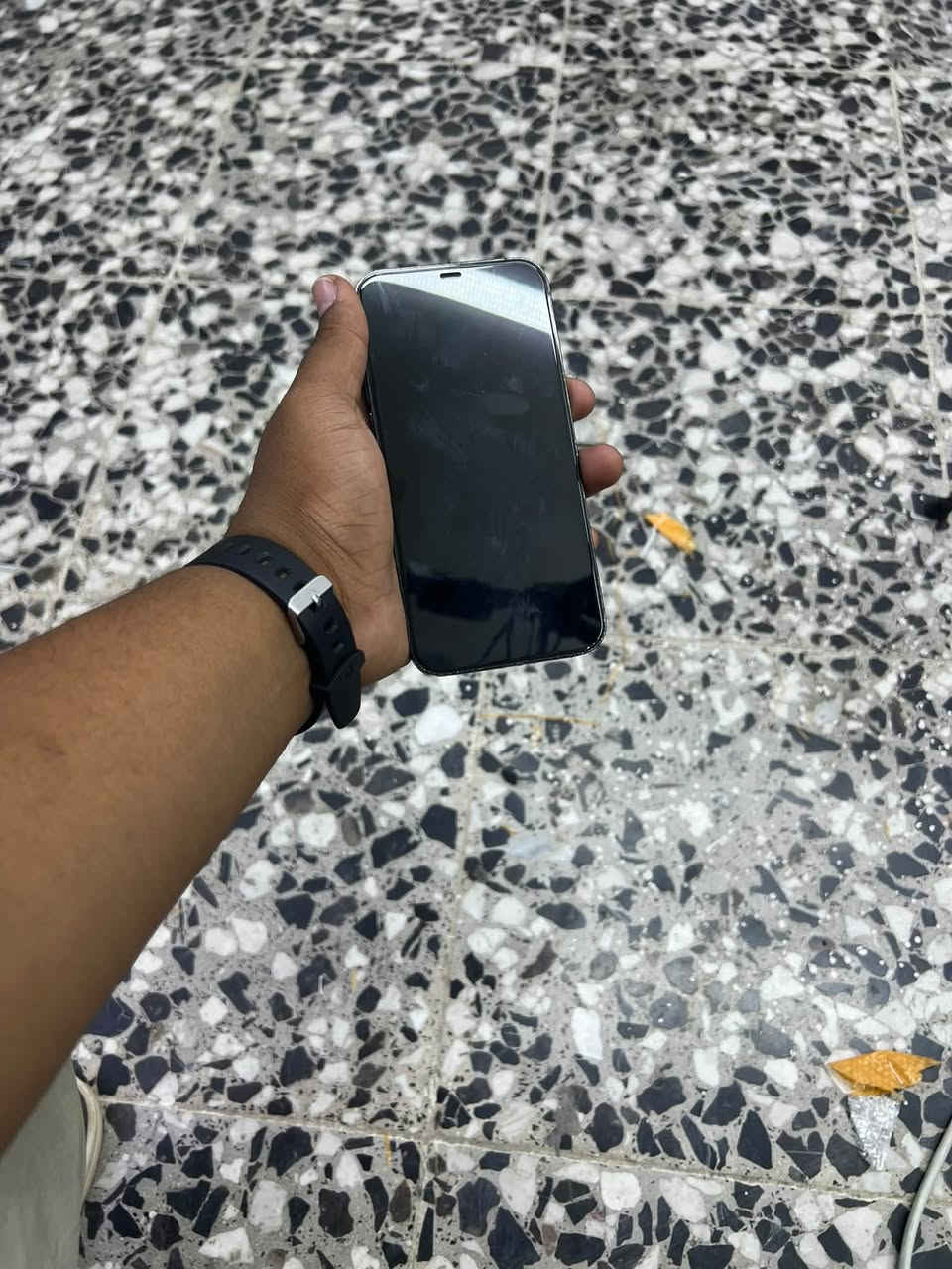 آيفون ١٢ برو ماكس ذاكره ٢٥٦ مابيل مال جنايه حلو ومرتب ممفتوح بلادي بطاريه ٩٤  سعره ٥٠٠ وبيه مجال لطيبين 
*********** بغداد مدينه الصدر الاورفلي
