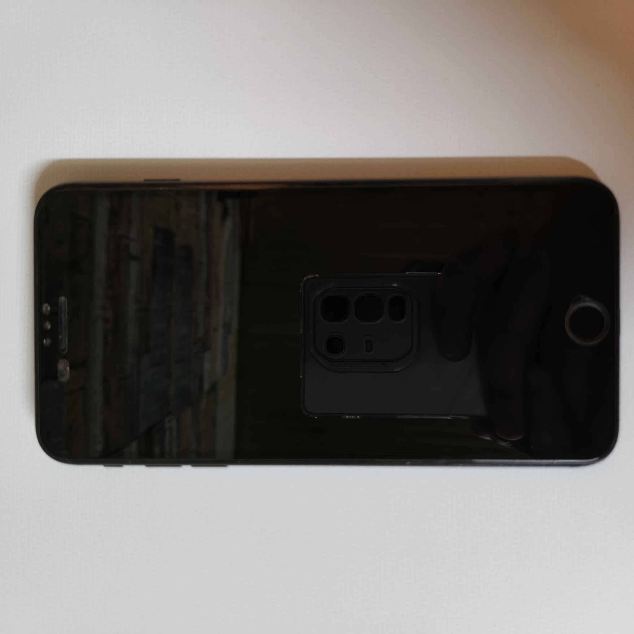 السلام عليكم شباب❤
متوفر ايفون ٧ بلس iPhone 7 plus😍💕

حالتة ممتازه جدا قطعه نضيفه واصليه 💯

القطع المستبدله بالجهاز / البطاريه فقط 💕

الذاكره / ١٢٨ 💯

الجهاز من امريكا جايبه وياي 

استخدام بيت ونضيف 

شاشه بصمته كامراته نضافه الشاصي 💯

اي خلل مابي 

السعر ١٠٠ الف سعر نهائي المهتم بالشراء التواصل 

العنوان : بغداد 
واتساب / اتصال 

***********
