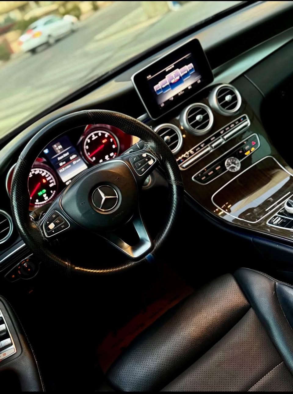 Mercedes-C(300)__(AMG)__2017
كتاب تضليل لونه أسود بنسبة 80٪ 
موديل__2017
🚘اللون اسود
ماشيه__105الف
فول فول المواصفات :
♦️بانوراما عله طول السقف.
♦️ناقل حركة (9نمر)..
♦️عدادات دچتال متغيرة(3)وضعيات..
♦️تحكمات كاملة بالستيرن.
♦️جامات نظام فوتو.
♦️نظام ملاحة +(كار بلي).
♦️حساسات أمامية وخلفية +كاميرا ثلاثي الأبعاد.
♦️نظام تحديد السرعةمع رادارات محيطية.
♦️دخول نظام ذكي جميع الأبواب.
♦️تدفئة ستيرن +أنارة محيطية(٦٤لون).
♦️(5)أنظمة قيادة+شحن وايرلس.
♦️لايتات ليد(٨عدسات)+بك لايت ليد
♦️سستم سماعات برومستر.
♦️ويل كب حجم (١٨)مع تخم تايرات لوك.

⚡️المحرك والكير بدون أي خلل بشرط
✅السيارة نظيفة وبدون أي نواقص بشرط 
💬حادث السيارة  بنيد كلير امريكا
بدون دواخل بدون ارباك

📍الموقع//اربيل
📞📞رقمي (***********)
