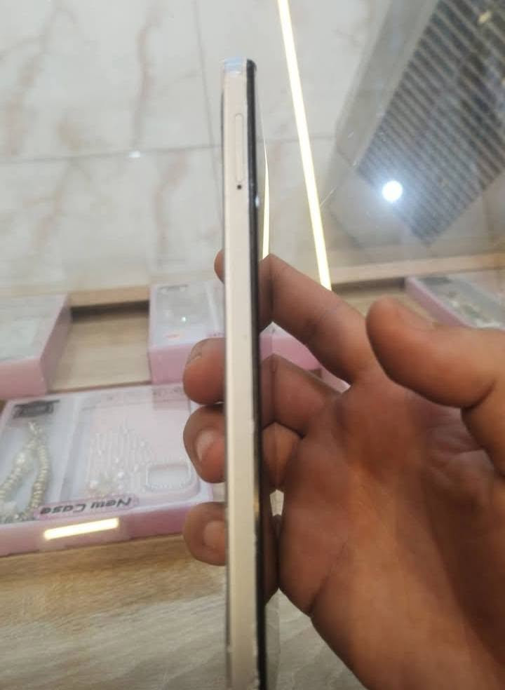 السلام عليكم تكنو سبارك 10 برو ذاكره 128 سعره 110 وبي مجال رقمي *********** بي وتساب هم
