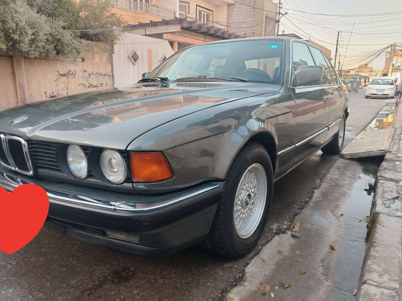 BMW - 735 - فل 1991
***********

*********** 

 تبريد ثلج ويه السويج

مراوح كهرباء 

رقم نينوئ جديد انكليزي واني الشرعي ورقم مميز

كير + مكينة شرط 

كشنات جلد اسود جديدة كهربائية

صبغ جمالية فقط بدون ضرر بدون دواخل

طخم تايرات جديد مع الباتري قبل شهر مشدودات

حداديه امامي وخلفي جدد

دبل جكمجه وداخل صاج

منضومة لايت زينون

سيارة بلادية حتئ مثبت السرعة شغال

قفل اكسل شغال
السعر ٦٥

...... غير متواجد ع الفيس.....

