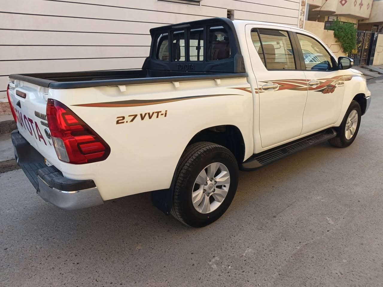 فور ويل ٢٠١٦ كويتي اوتماتيك رقم بغداد ماشيه ١٤٢ بيها صبغ بالجاملغ الخلفي وبارد قليل محرك صدر تبريد كفاله السعر ٢٢٠ وبيها مجال مكان الدجيل للاتصال
***********
***********
