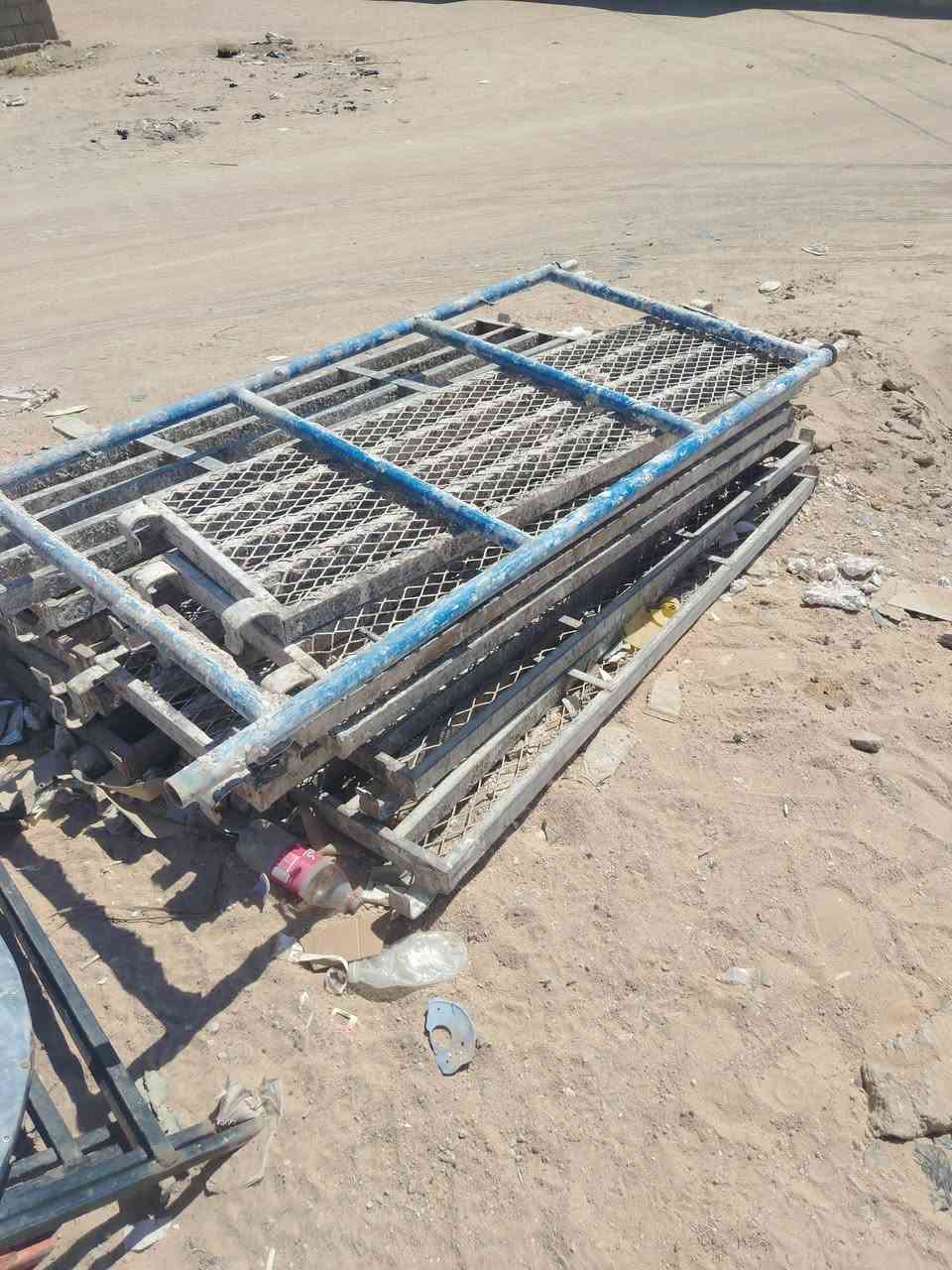 السلام عليكم 
سكلات لبيع عدد 15 
سعر وحده 60 
كربلاء لحر
قياس 90 ارتفاع 2 م استندر 
ستعمال قليل
***********
