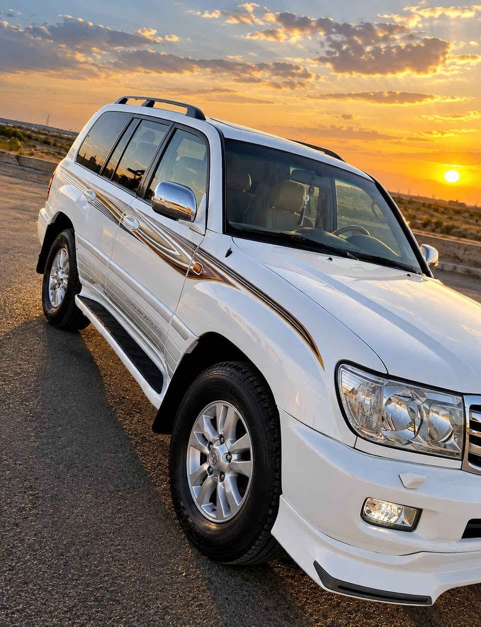 لاندكروزر • ٢٠٠٦ • رقم بغداد