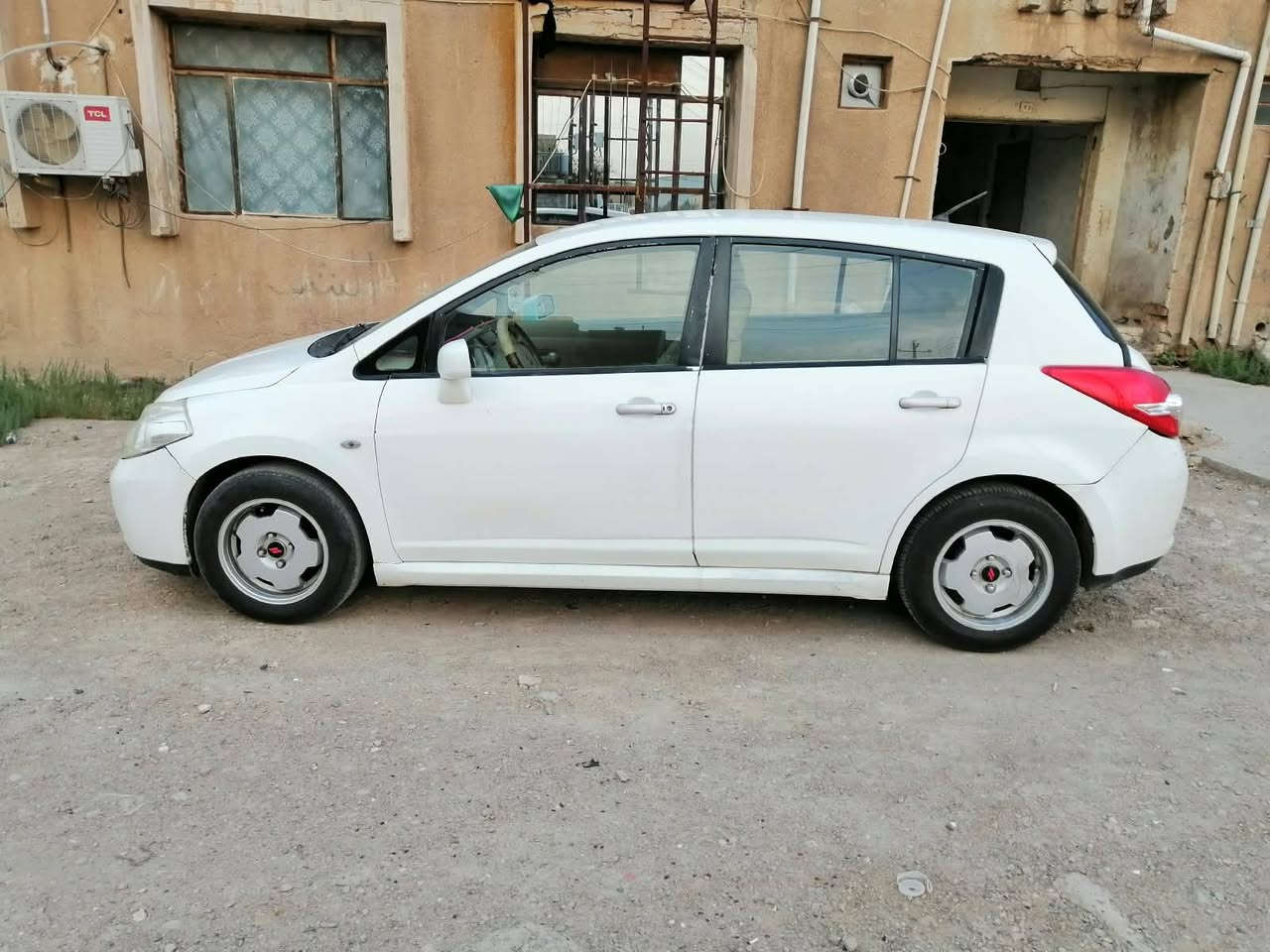 لاتصال***********
سلام عليكم نيسان تيدا للبيع موديل 2006 محرك 1600 كير ايتي تخم تاير حداديه جديده تبريد ثلج مصبوغه جماليه ويل رياضي سبورت سياره بسمي تحويل ثاني يوم السعر65 قفل
